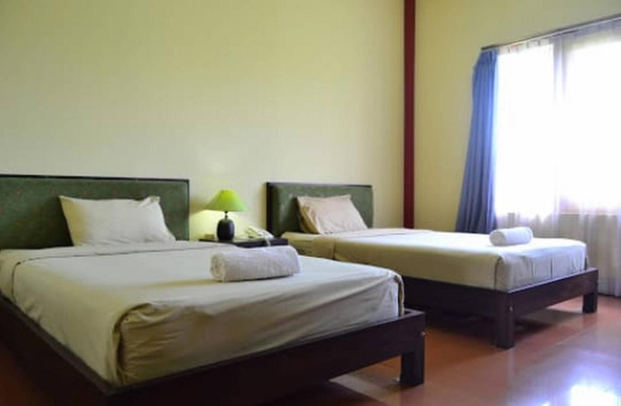Hotel Tiger Maguwo Luaran gambar